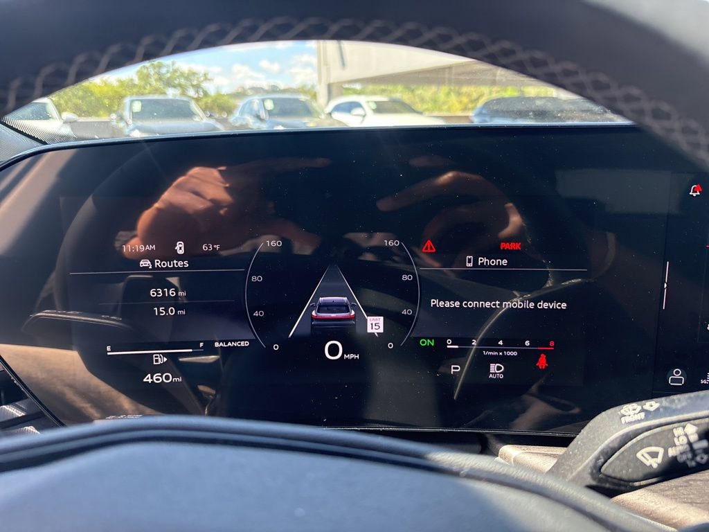 Used 2025 Audi Q5 Premium w/ Convenience Package image 21
