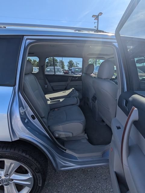 Used 2008 Toyota Highlander Limited w/ Tow Pkg FWD image 19