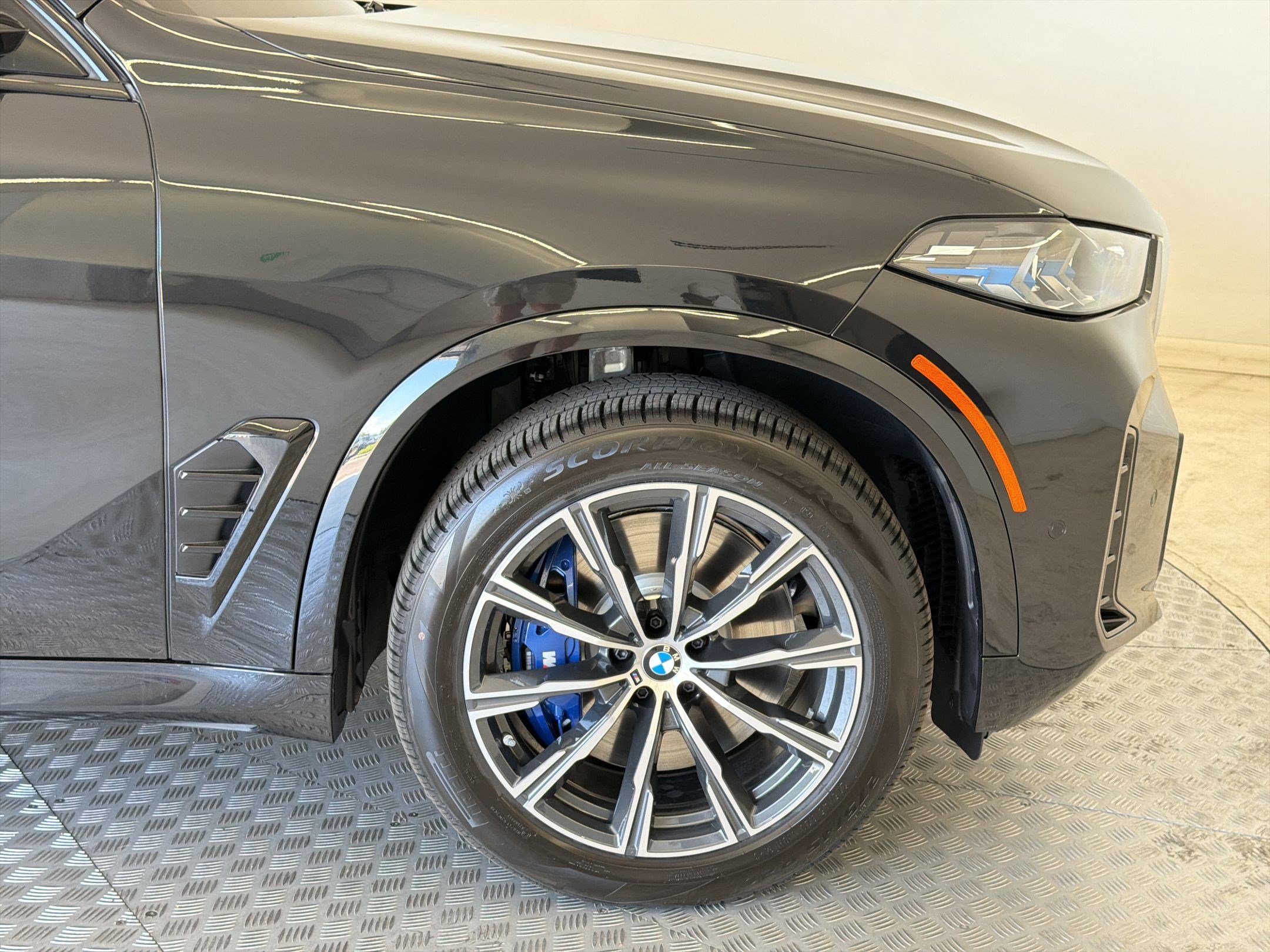 New 2026 BMW X5 M60i AWD/4WD image 12