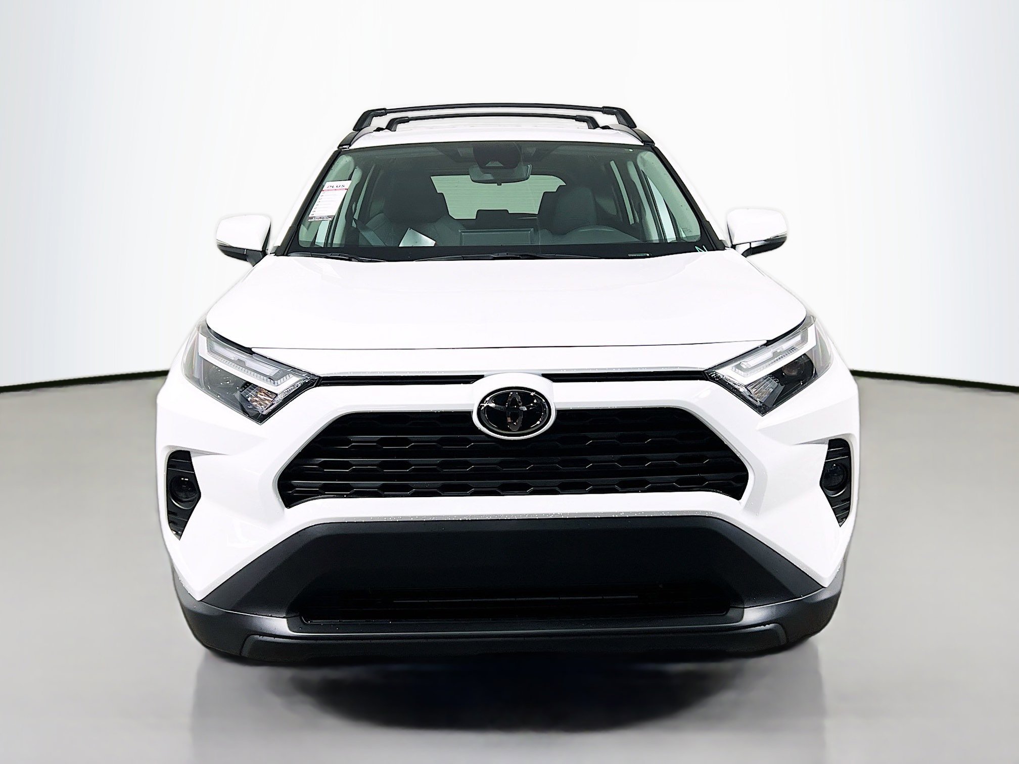 Used 2025 Toyota RAV4 XLE image 11