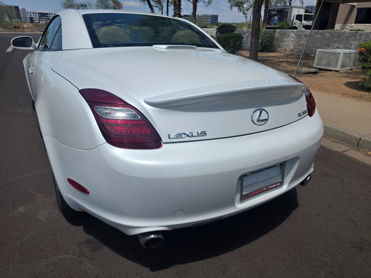 Used 2008 Lexus SC 430 Convertible RWD image 23