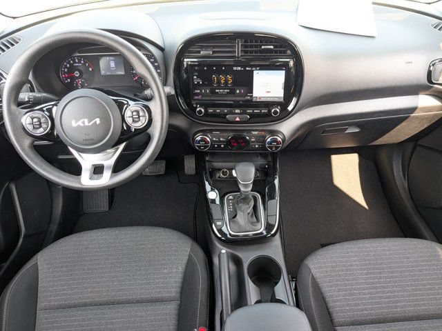 Used 2022 Kia Soul S FWD image 15
