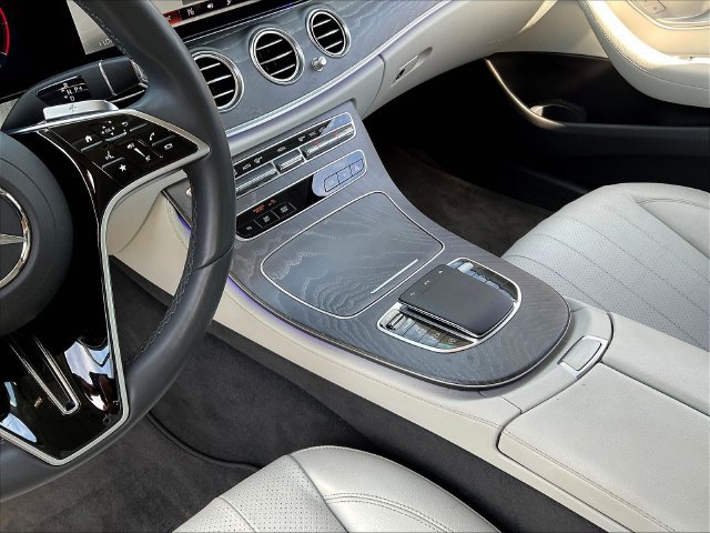 Used 2022 Mercedes-Benz E 350 Sedan w/ Driver Assistance Package image 20