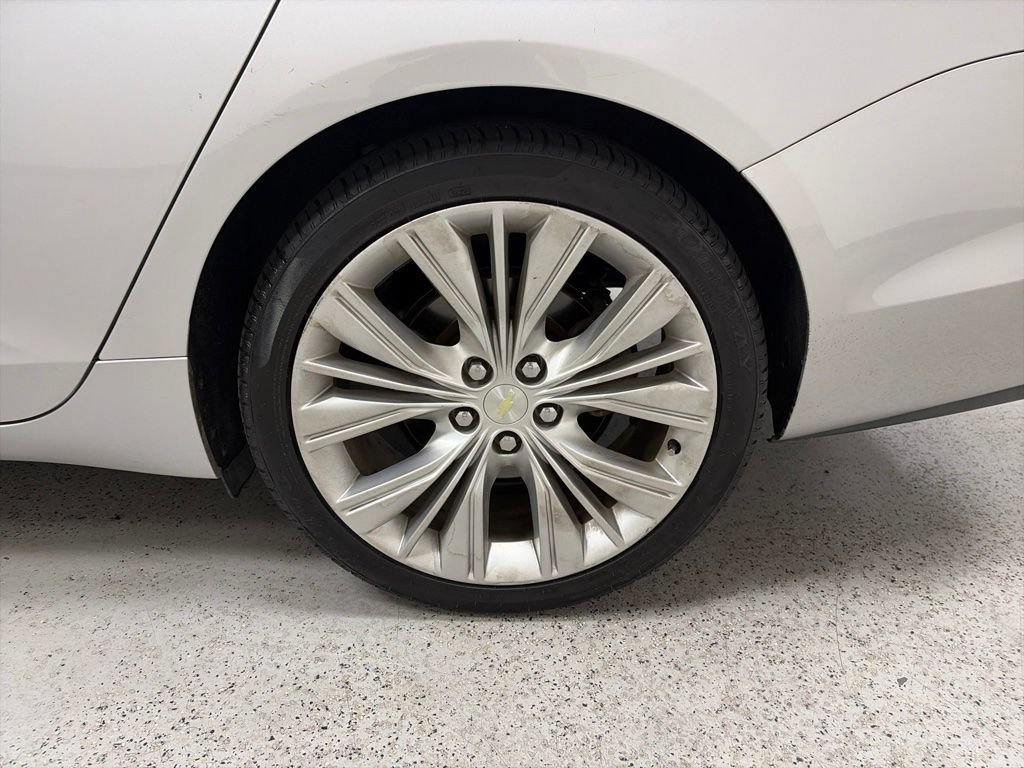 Used 2015 Chevrolet Impala LTZ FWD image 7