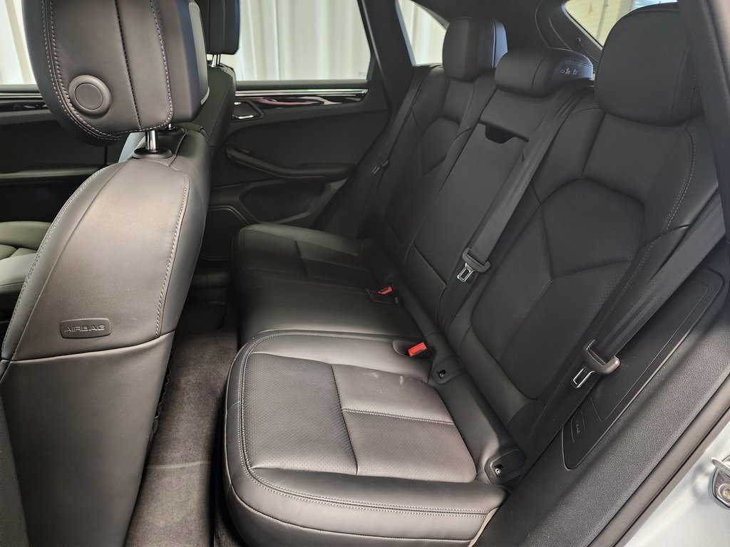 Used 2025 Porsche Macan . image 21