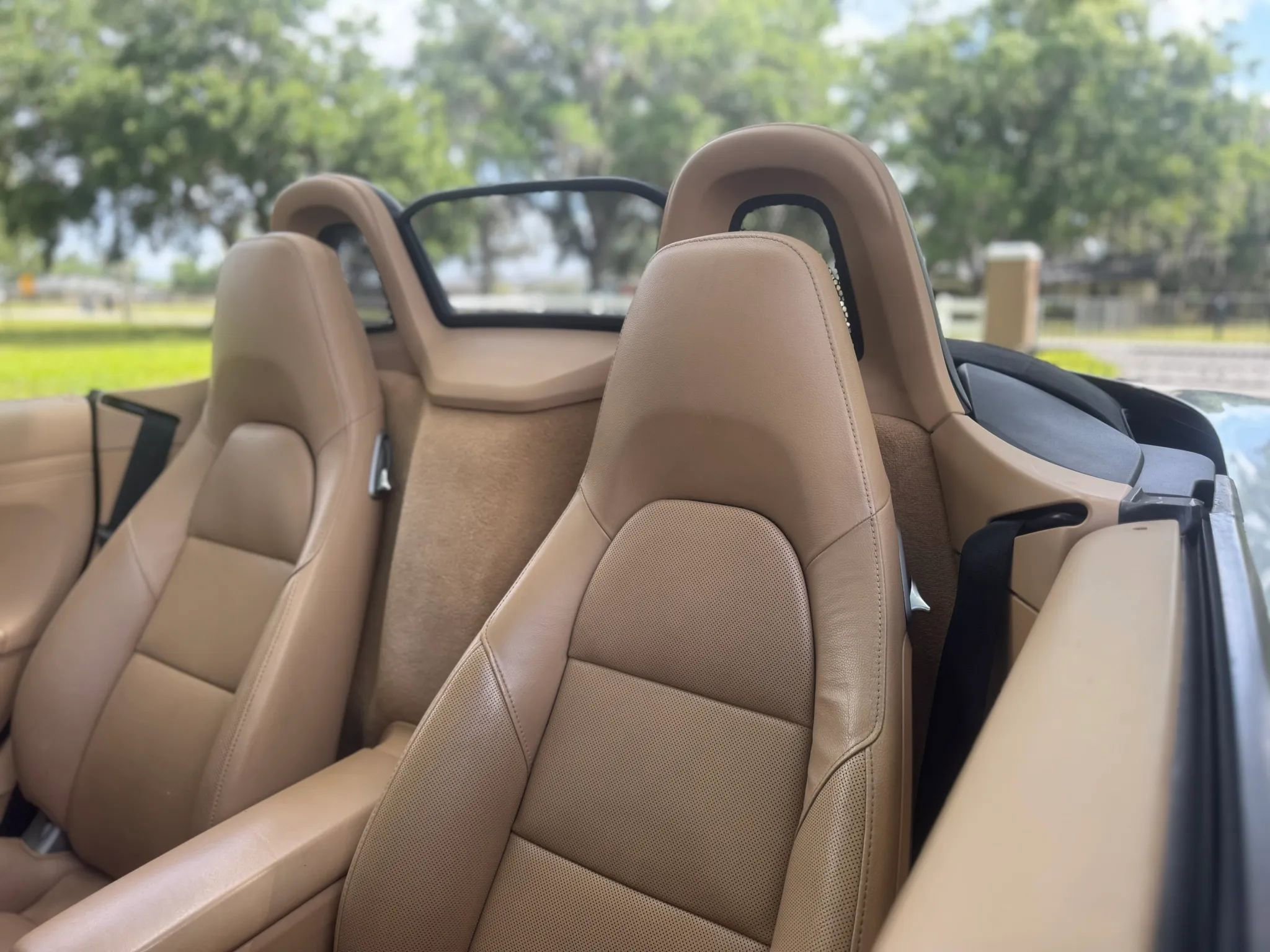 Used 2015 Porsche Boxster S RWD image 40