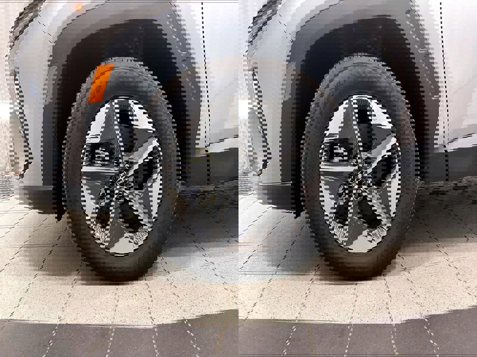 Certified 2025 Hyundai Tucson SEL image 14