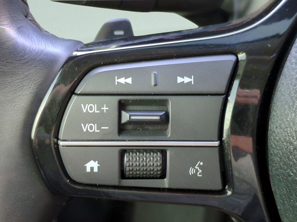 Used 2024 Honda Pilot Touring image 26