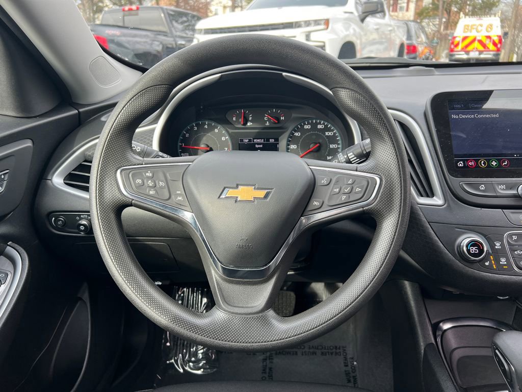 Used 2023 Chevrolet Malibu LT image 23