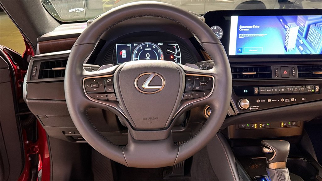Certified 2024 Lexus ES 350 w/ Premium Package image 18