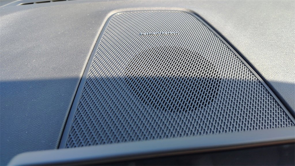 New 2026 Volvo XC60 B5 Plus w/ Protection Package Premier image 20