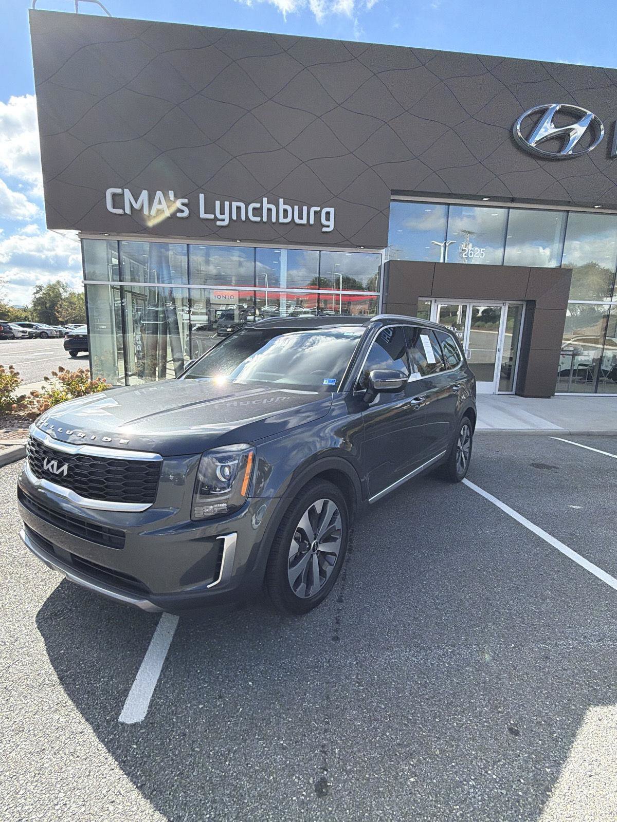 Used 2022 Kia Telluride S