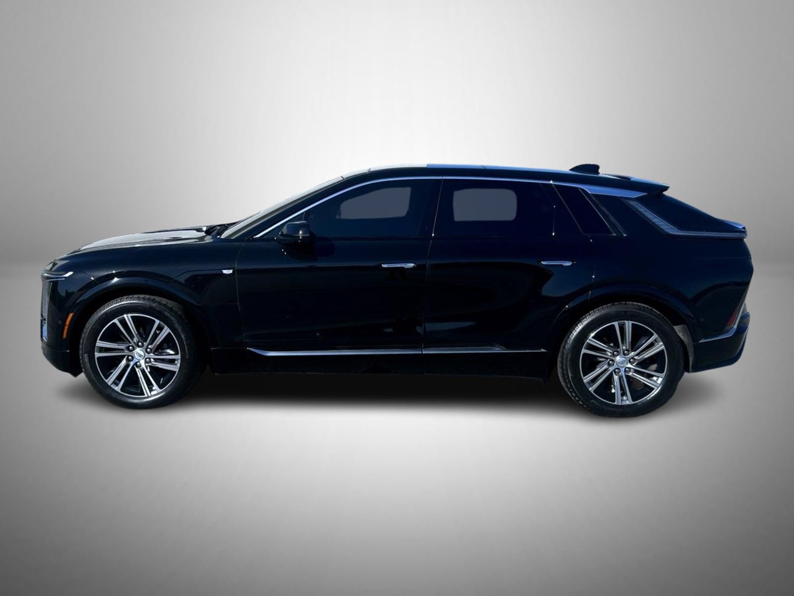 Certified 2024 Cadillac Lyriq Luxury AWD/4WD image 8