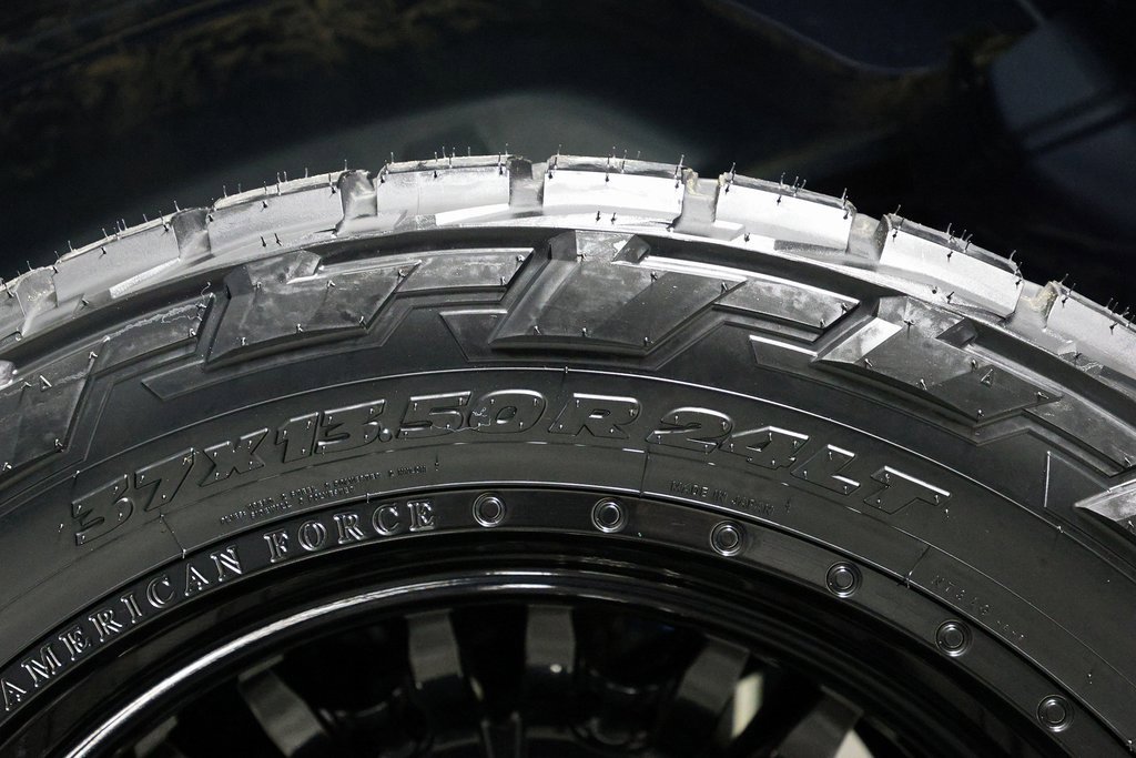 Used 2025 GMC Sierra 3500 Denali Ultimate image 48