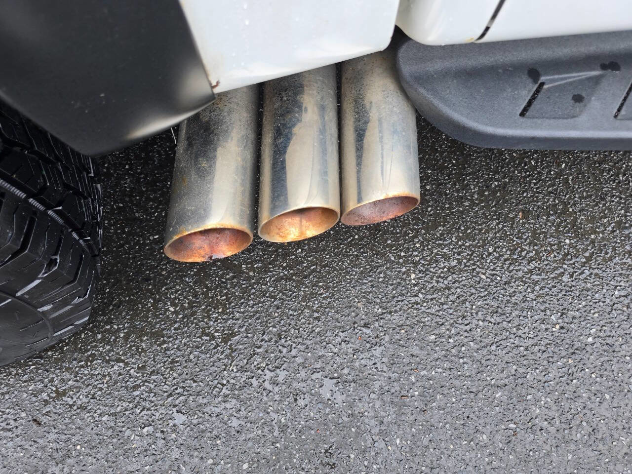 Used 2011 Ford F150 Raptor image 35