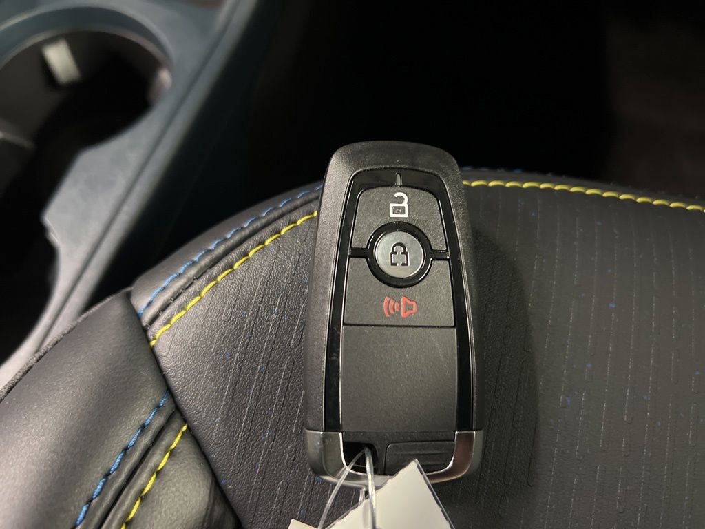 New 2026 Ford Maverick Lobo AWD/4WD image 38