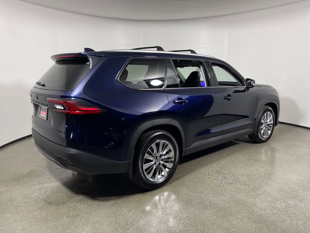 New 2026 Toyota Grand Highlander Platinum image 3