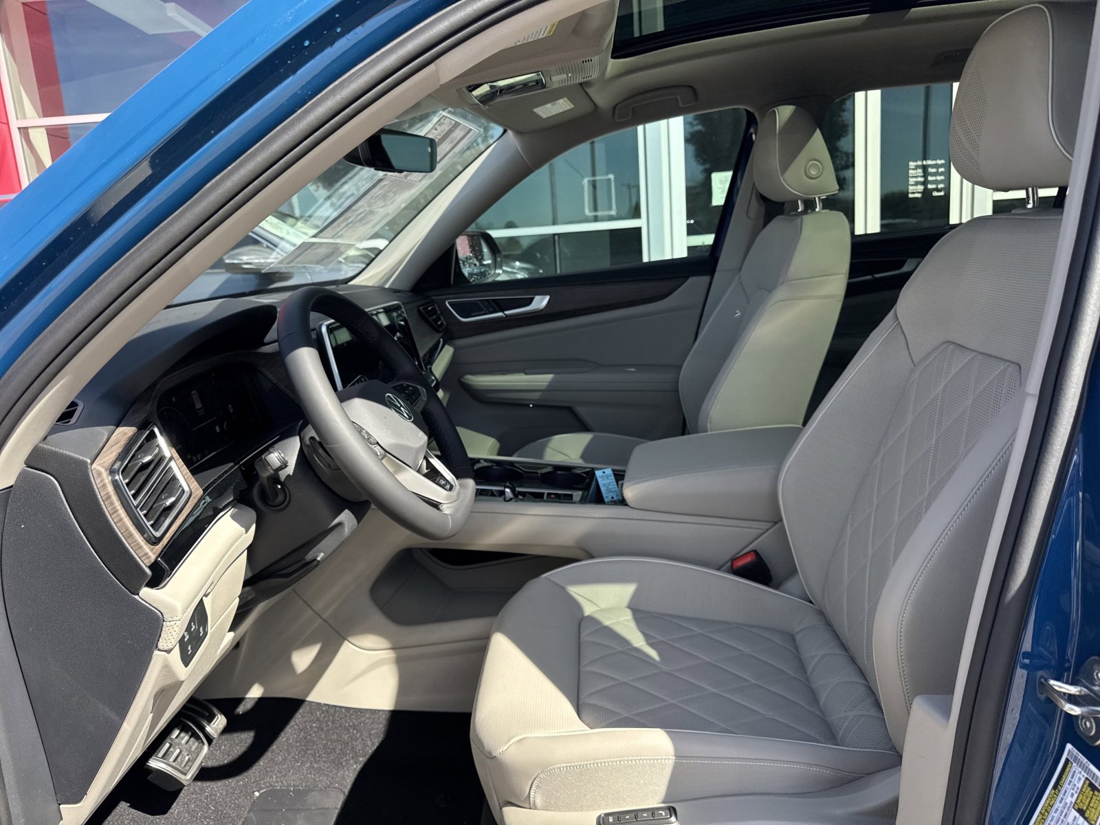 New 2026 Volkswagen Atlas SEL Premium R-Line image 10