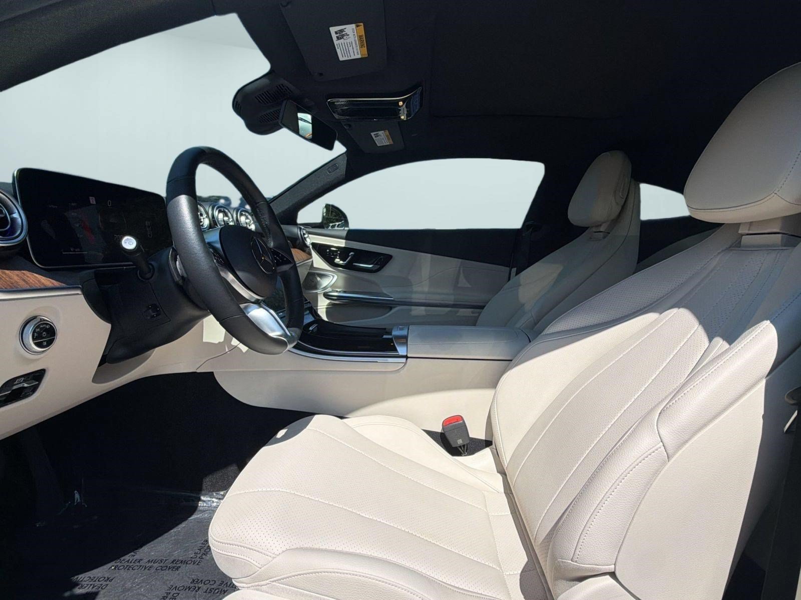 Used 2024 Mercedes-Benz CLE 300 4MATIC Coupe image 5
