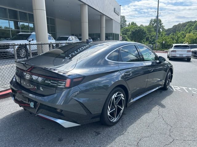 Certified 2024 Hyundai Sonata SEL w/ Convenience Package FWD image 5