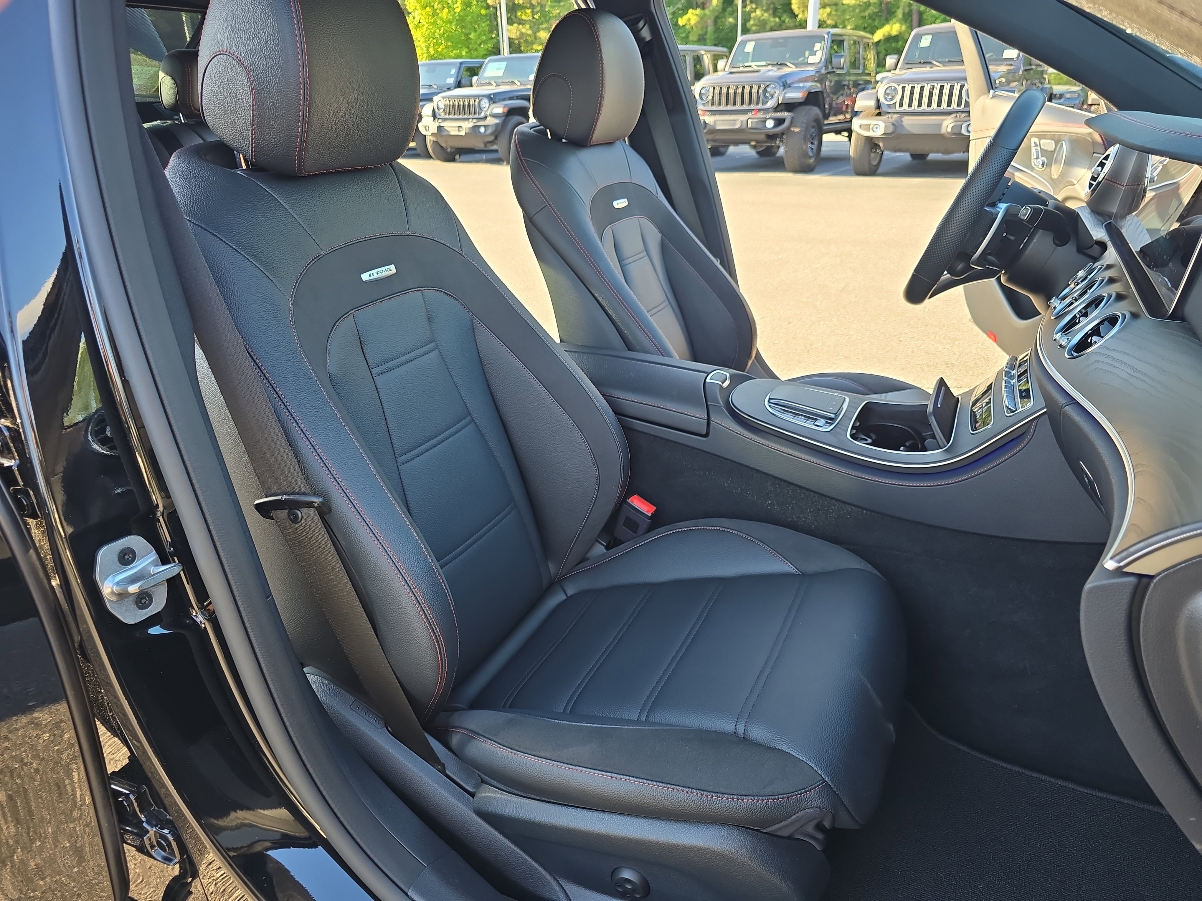 Used 2022 Mercedes-Benz E 53 AMG 4MATIC Sedan image 10