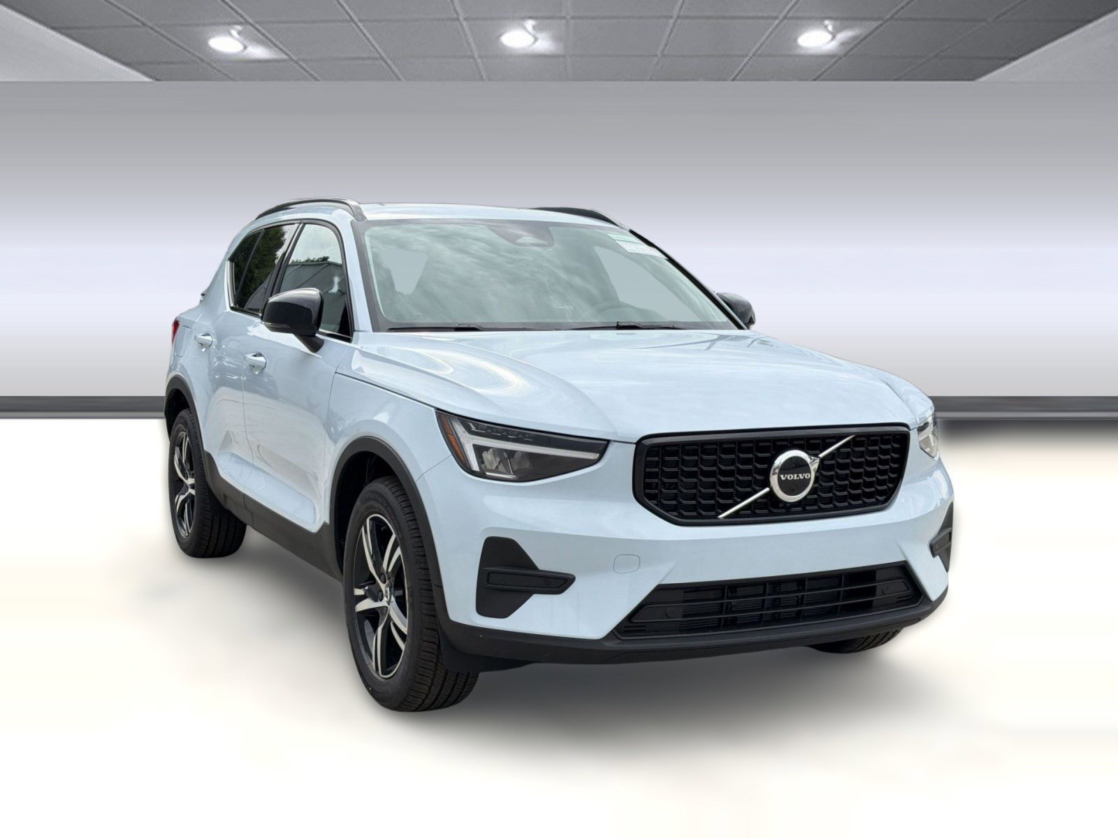 New 2026 Volvo XC40 B4 Core w/ Climate Package FWD image 7