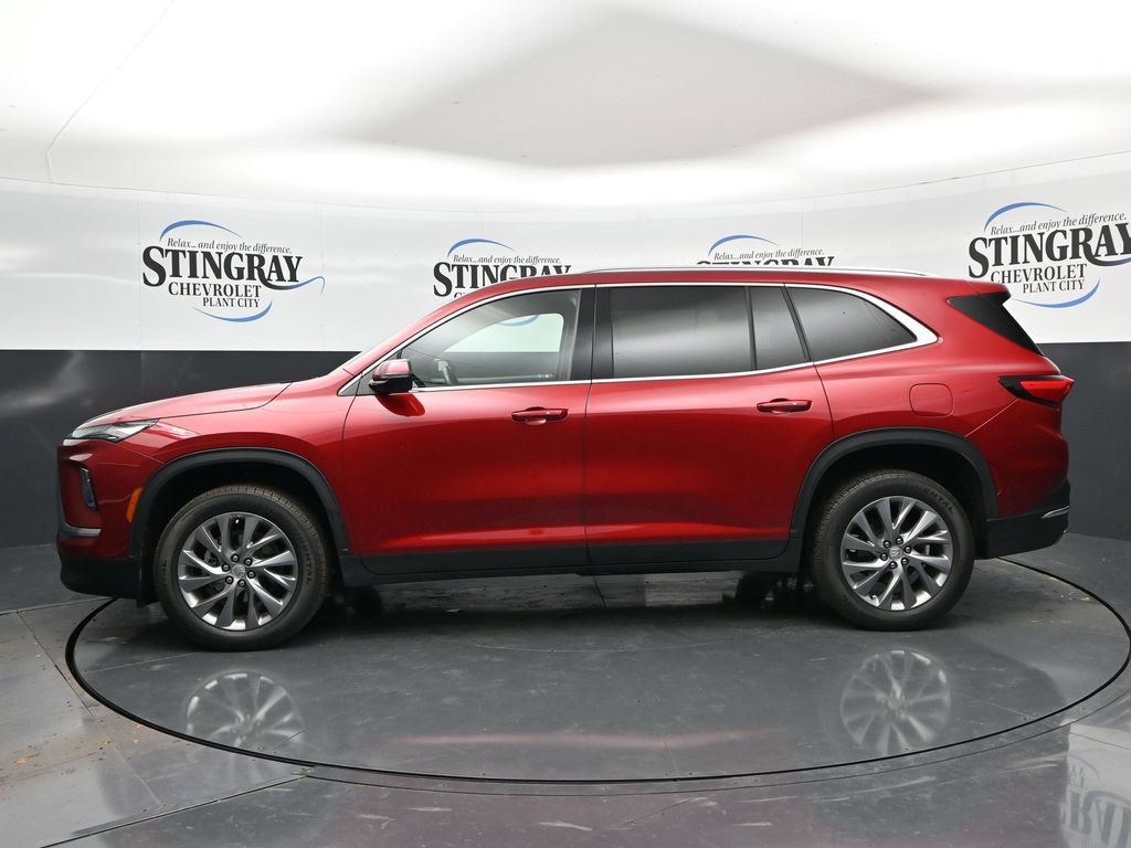 Used 2025 Buick Enclave Preferred w/ Power Package FWD image 4