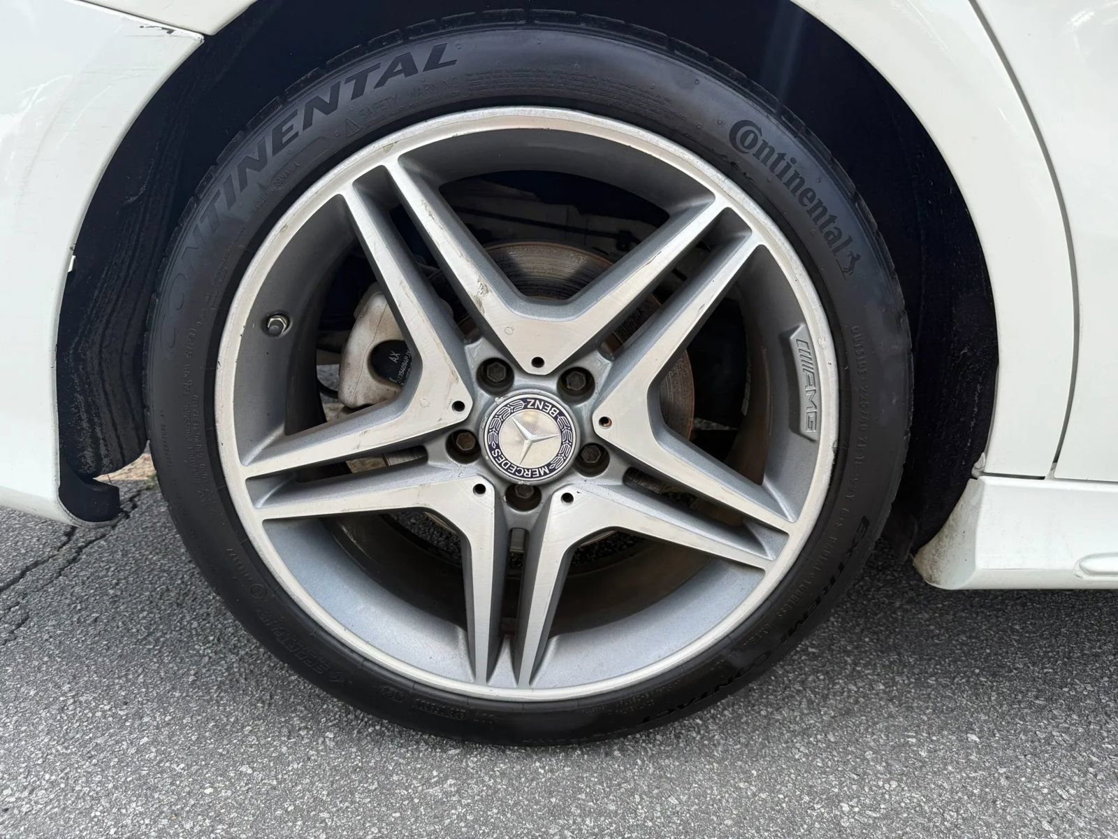Used 2014 Mercedes-Benz CLA 250 w/ Sport Package image 30