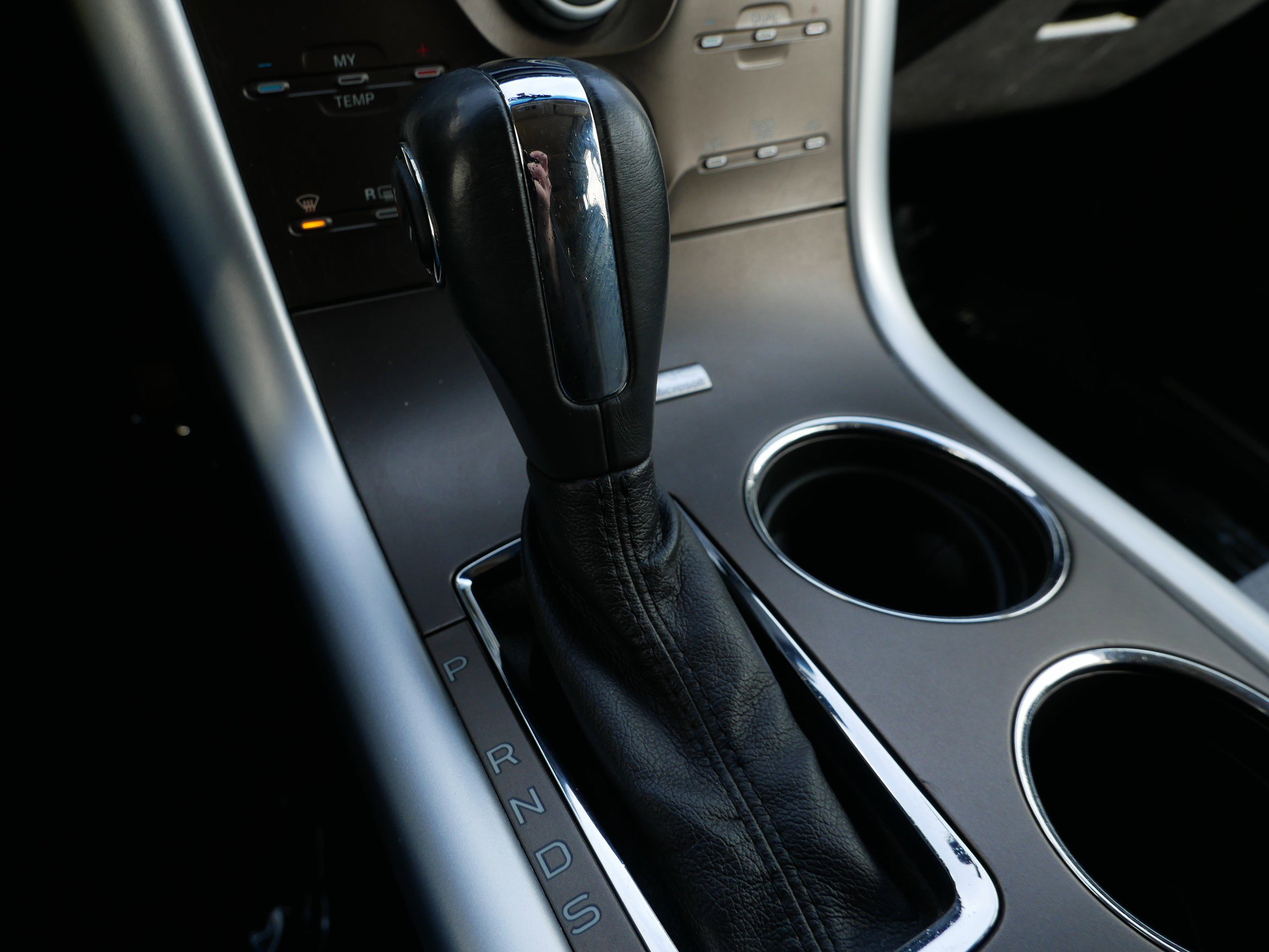 Used 2013 Ford Edge SEL image 16