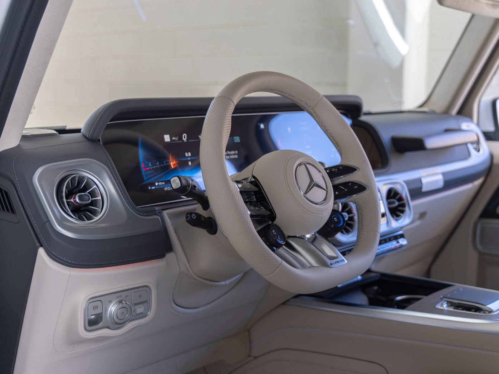 New 2027 Mercedes-Benz G 63 AMG 4MATIC image 14