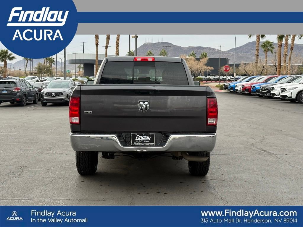 Used 2017 RAM 1500 Classic SLT image 3