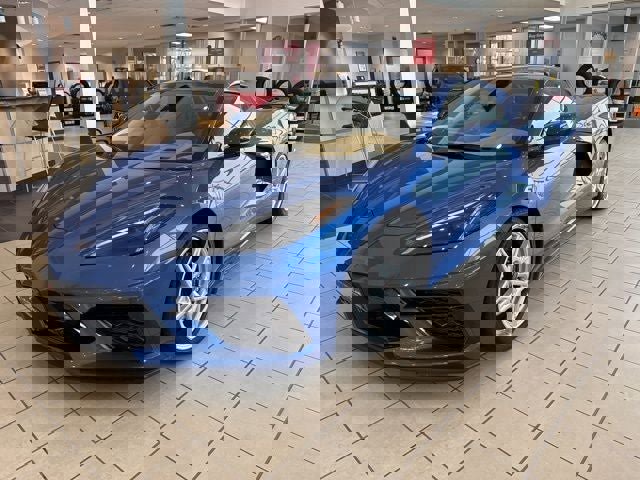 Used 2023 Chevrolet Corvette Stingray Premium Conv w/ Z51 Performance Package image 4