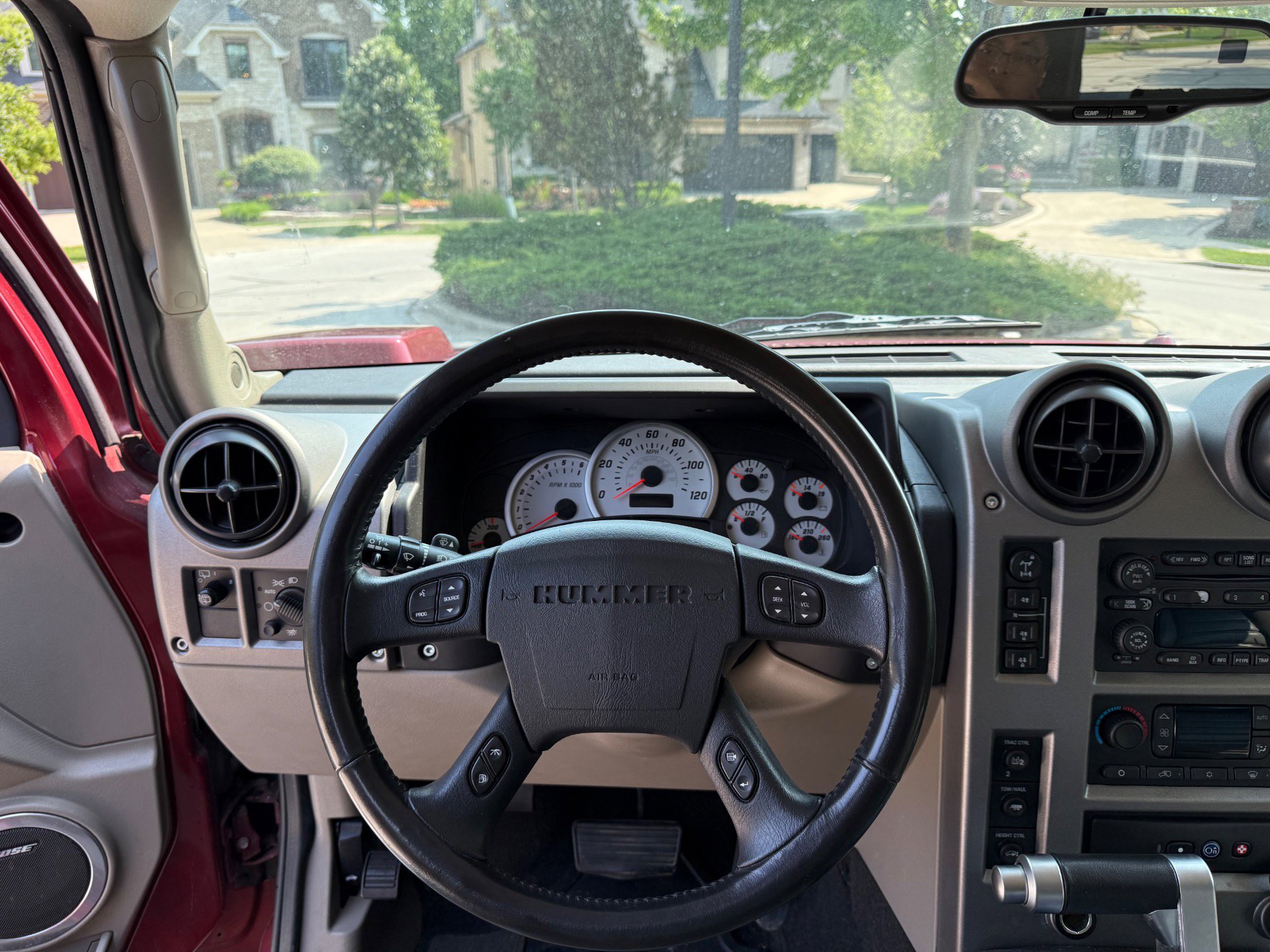 Used 2003 HUMMER H2 Luxury w/ Preferred Equipment Group image 38