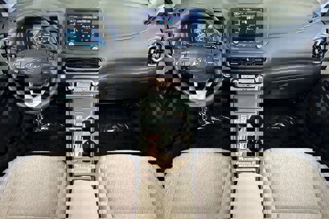 Used 2023 Hyundai Kona SE FWD image 15