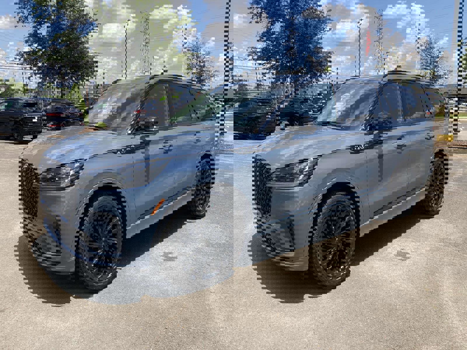 New 2025 Lincoln Aviator Reserve w/ Jet Appearance Package image 9