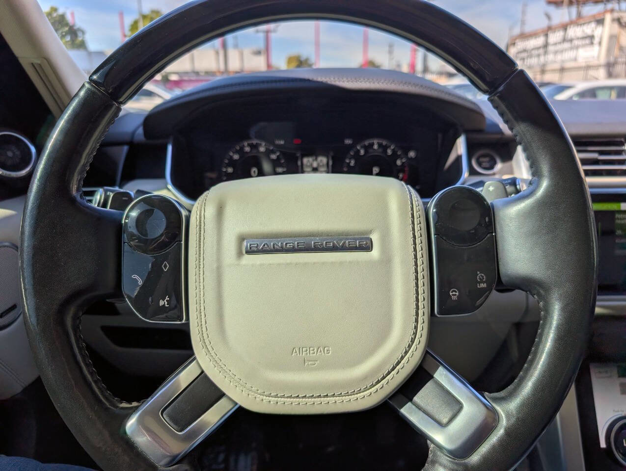 Used 2018 Land Rover Range Rover HSE AWD/4WD image 14