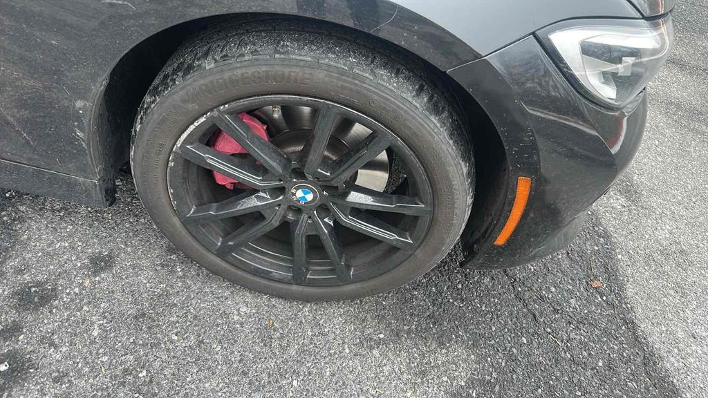 Used 2020 BMW 330i xDrive Sedan w/ Driving Assistance Package image 13