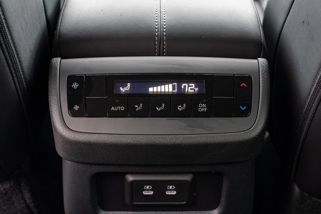 New 2026 Nissan Pathfinder SL AWD/4WD image 10