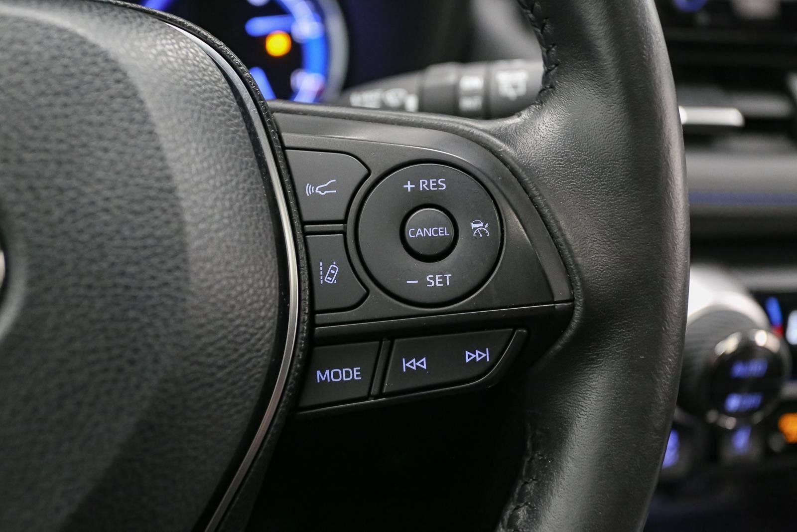 Used 2019 Toyota RAV4 XSE w/ Carpet Mat Package AWD/4WD image 37