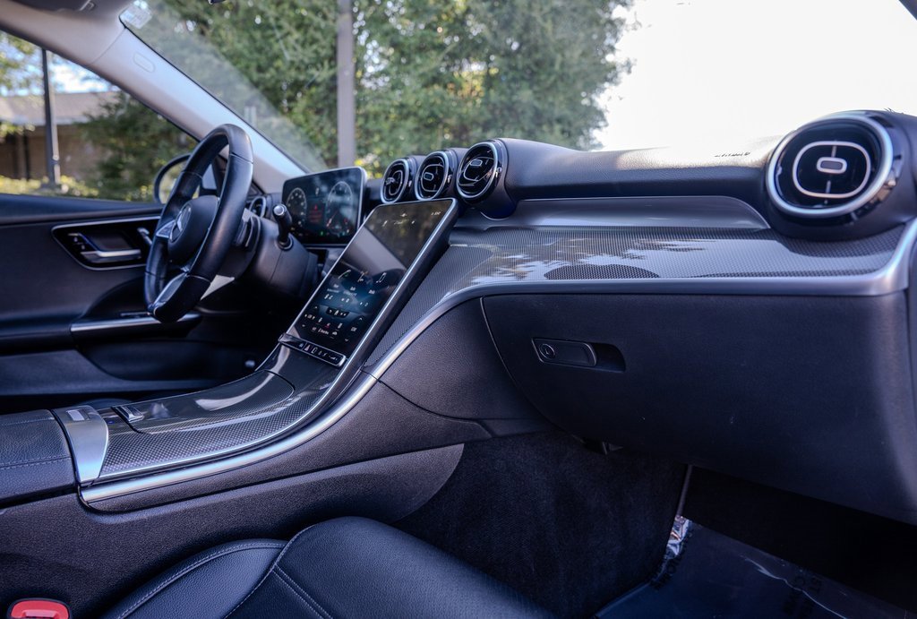 Used 2022 Mercedes-Benz C 300 Sedan image 22