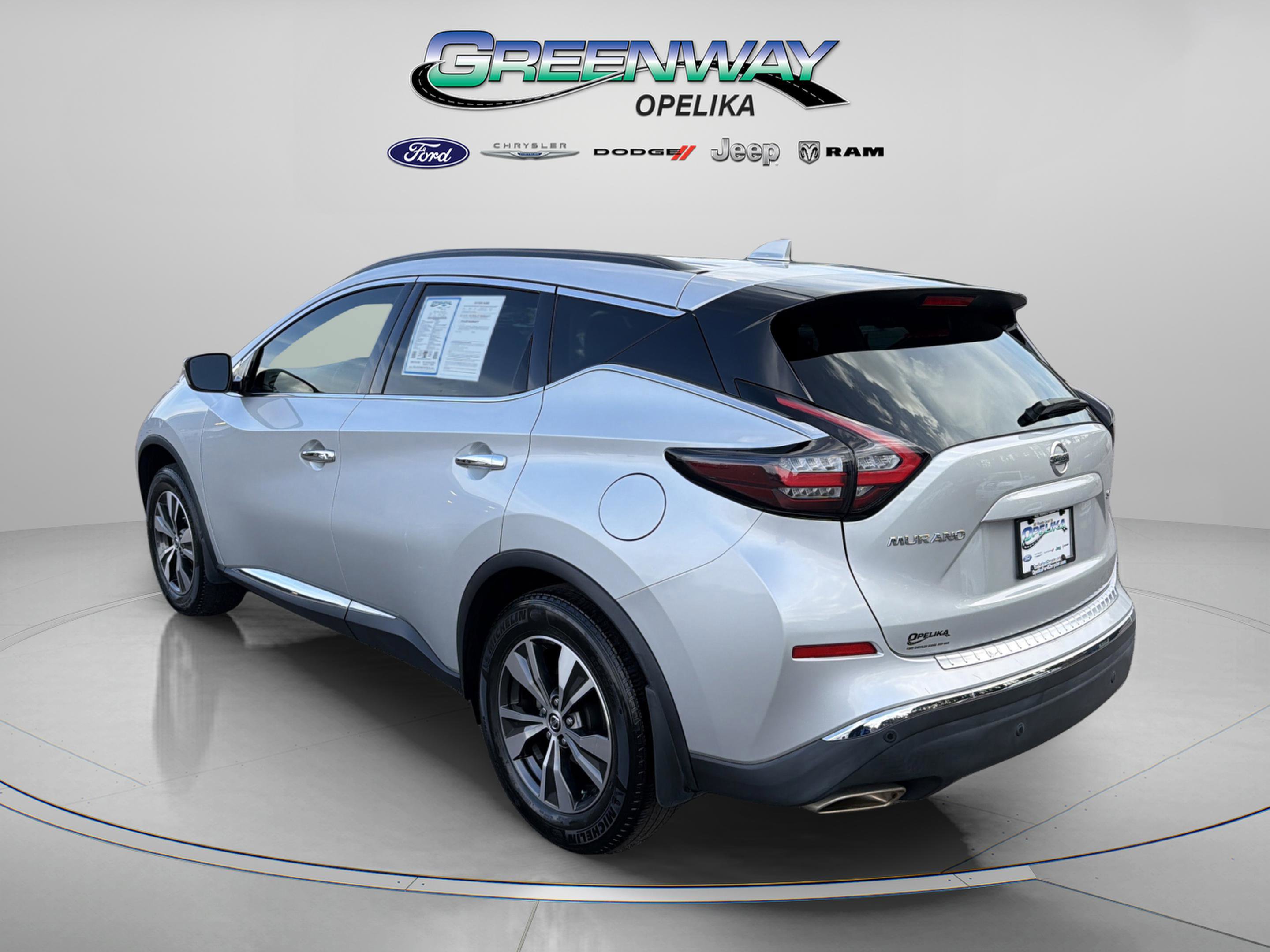Used 2022 Nissan Murano SV w/ Cargo Package FWD image 13