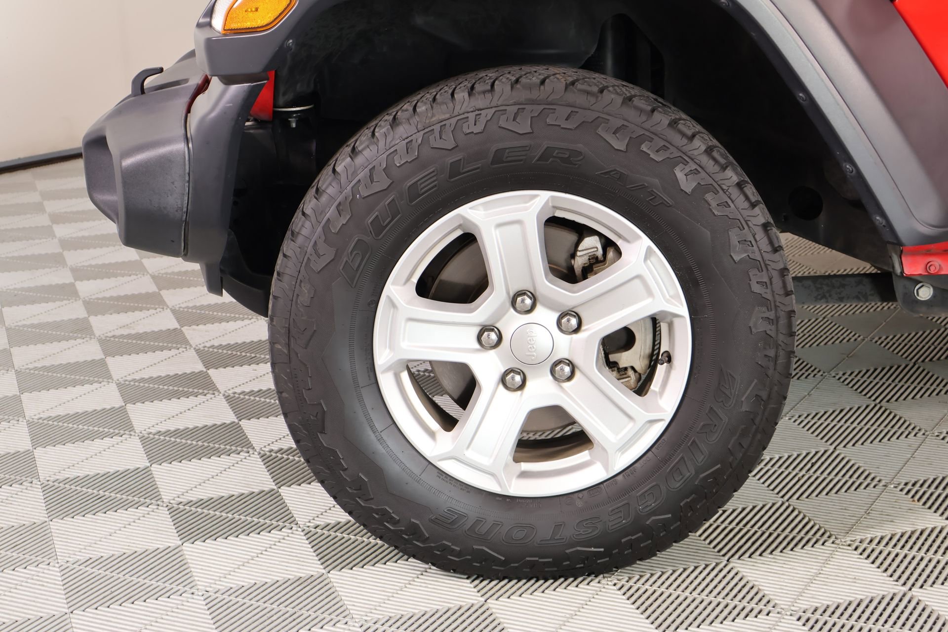 Used 2020 Jeep Wrangler Sport AWD/4WD image 15