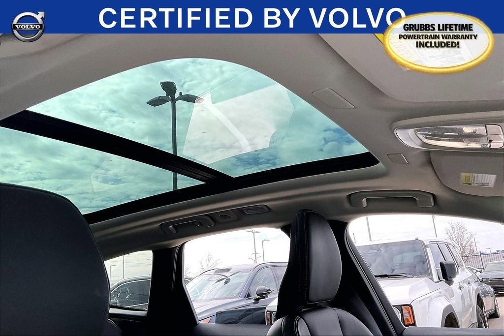 Certified 2023 Volvo XC60 B5 Ultimate w/ Protection Package Premier image 23