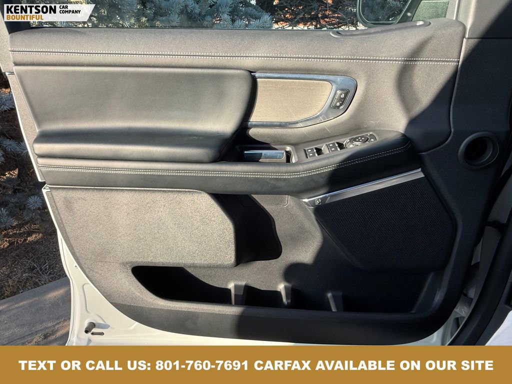 Used 2025 Ford Expedition Max Platinum image 18