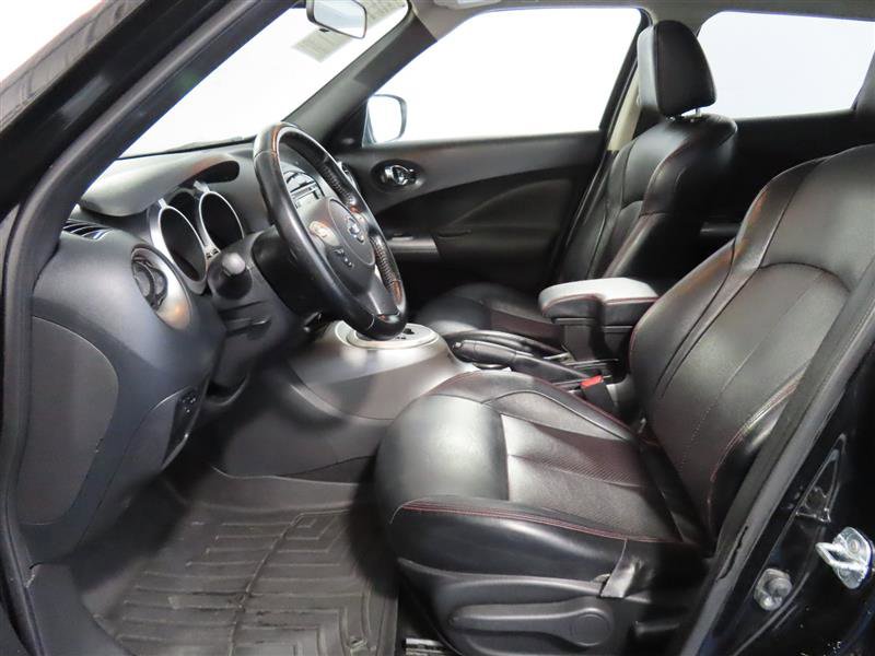 Used 2016 Nissan Juke SL FWD image 17