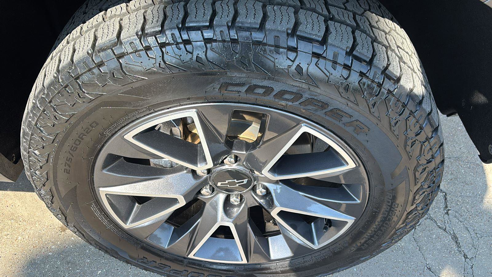 Used 2021 Chevrolet Tahoe Z71 w/ Luxury Package image 9