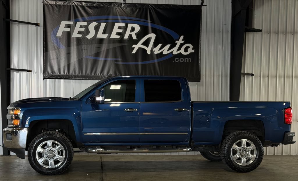 Used 2018 Chevrolet Silverado 2500 LTZ w/ Duramax Plus Package AWD/4WD image 11