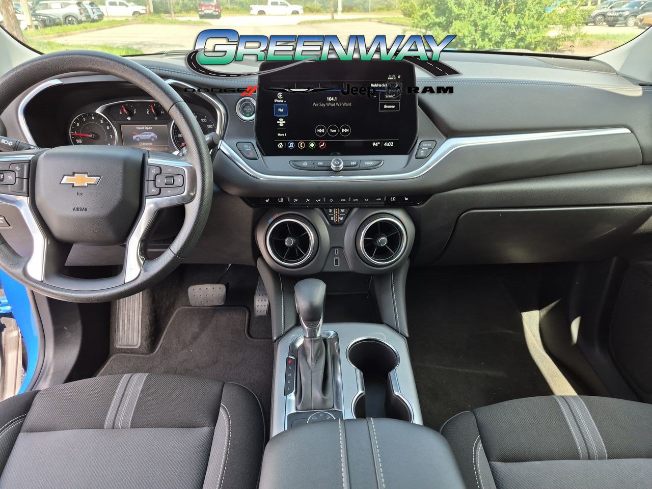 Used 2025 Chevrolet Blazer LT AWD/4WD image 12