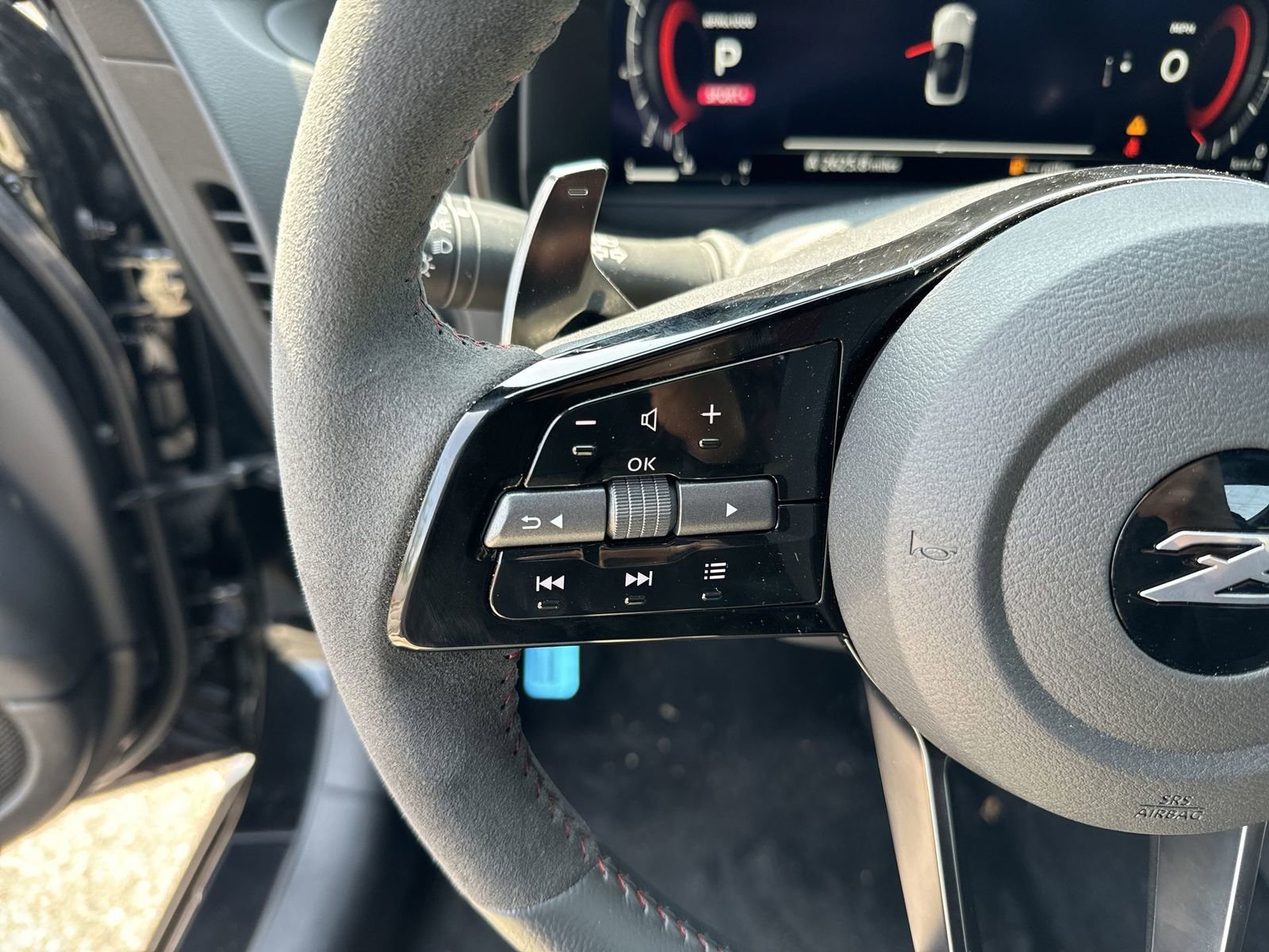 New 2024 Nissan Z NISMO w/ Floor Mat Package image 13