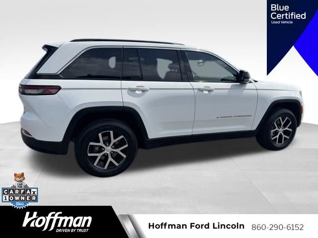 Used 2024 Jeep Grand Cherokee Limited image 3